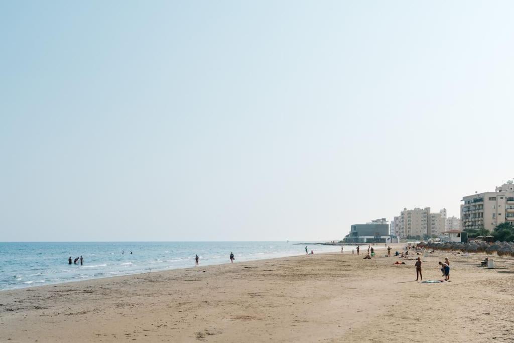 Home Of Comfort Mackenzie Larnaca Exterior foto